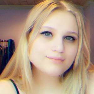 Meet your Posher, Macy